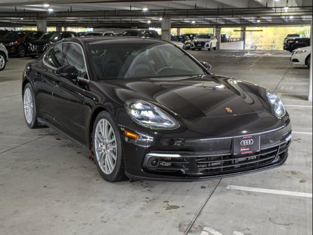 2017 Porsche Panamera 4S