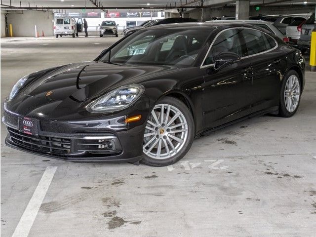 2017 Porsche Panamera 4S