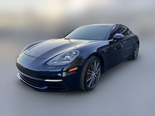 2017 Porsche Panamera 4S