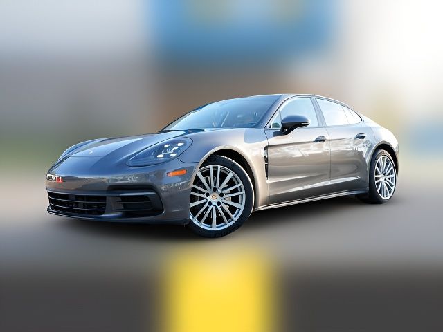 2017 Porsche Panamera 4