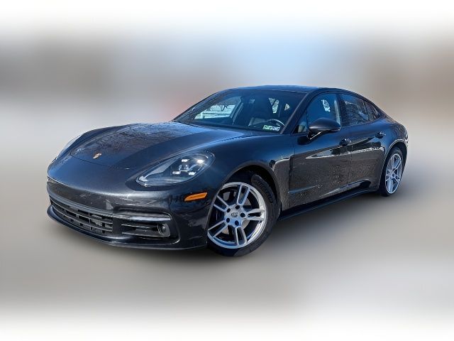 2017 Porsche Panamera 4