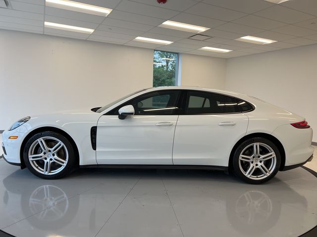 2017 Porsche Panamera Base