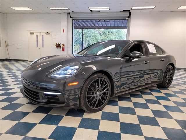 2017 Porsche Panamera 4