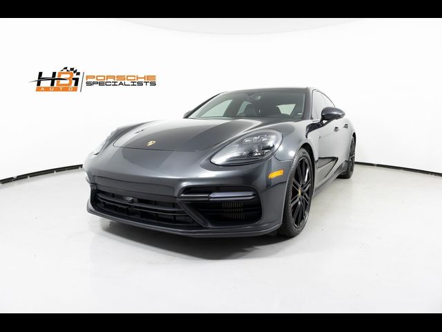 2017 Porsche Panamera Turbo