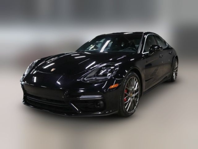 2017 Porsche Panamera Turbo
