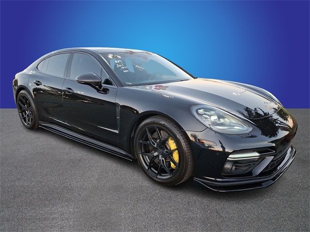 2017 Porsche Panamera Turbo