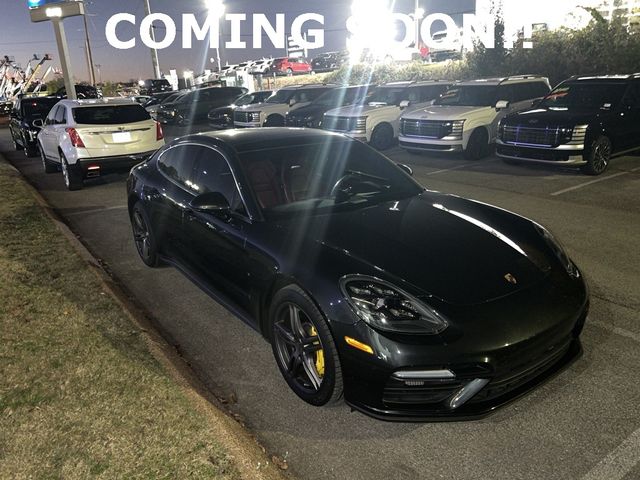 2017 Porsche Panamera Turbo