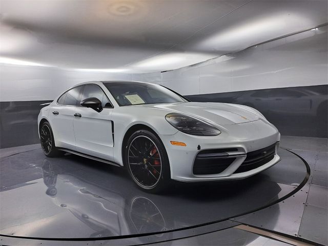 2017 Porsche Panamera Turbo