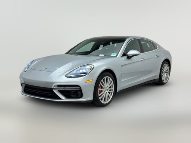 2017 Porsche Panamera Turbo