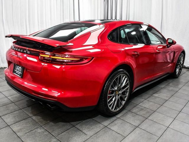 2017 Porsche Panamera Turbo