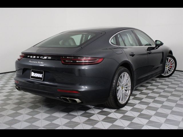 2017 Porsche Panamera Turbo