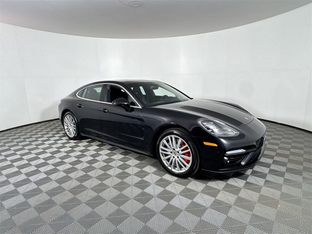 2017 Porsche Panamera Turbo