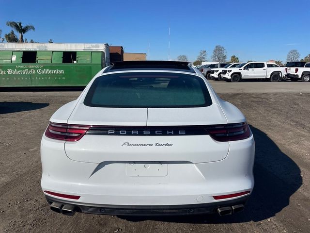 2017 Porsche Panamera Turbo