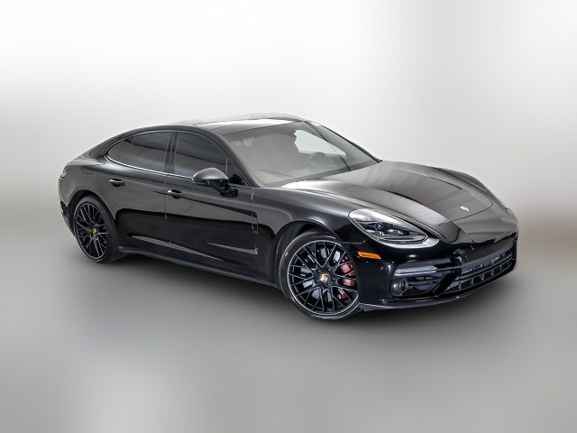 2017 Porsche Panamera Turbo