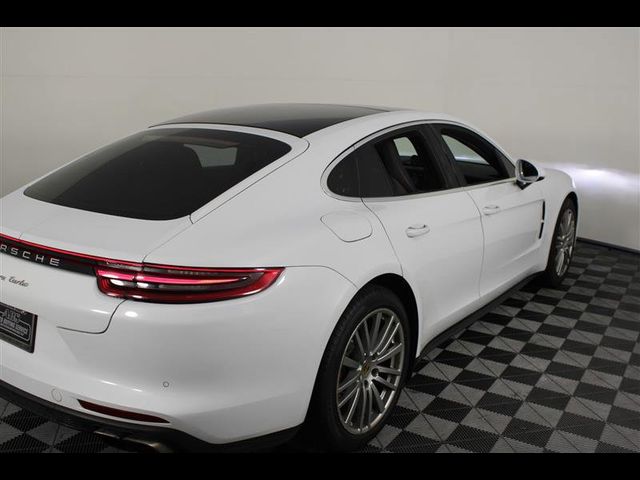 2017 Porsche Panamera Turbo
