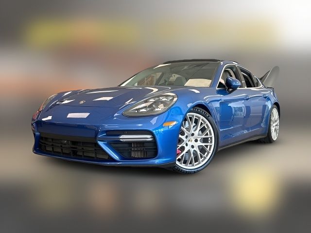 2017 Porsche Panamera Turbo