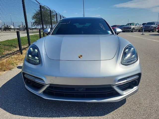 2017 Porsche Panamera Turbo