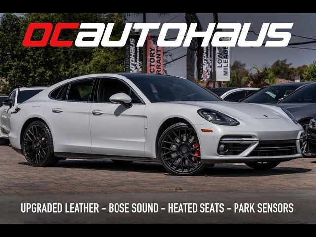 2017 Porsche Panamera Turbo