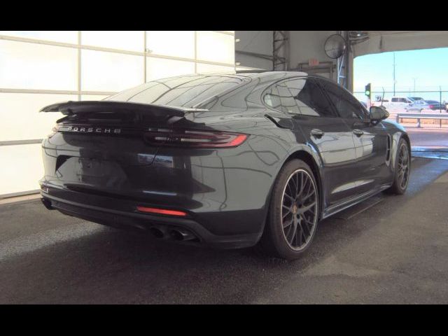 2017 Porsche Panamera Turbo