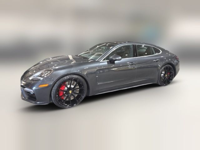 2017 Porsche Panamera Turbo