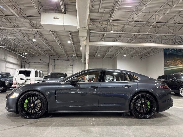 2017 Porsche Panamera Turbo
