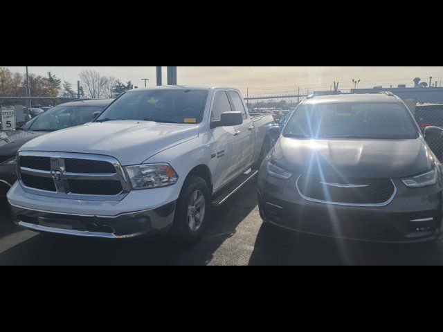 2017 Ram 1500 SLT