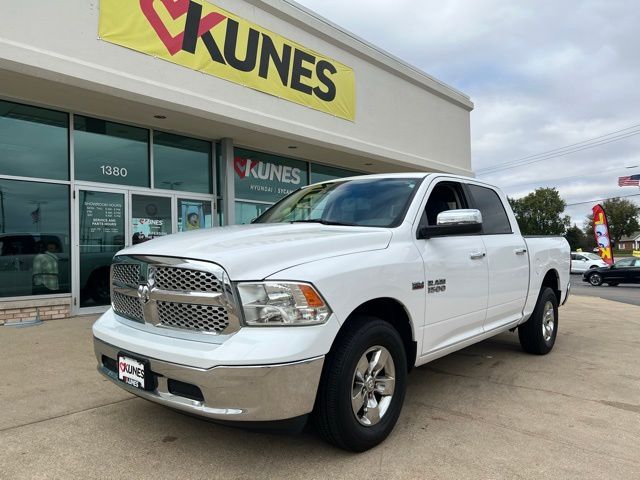 2017 Ram 1500 SLT