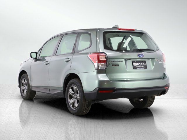 2017 Subaru Forester Base