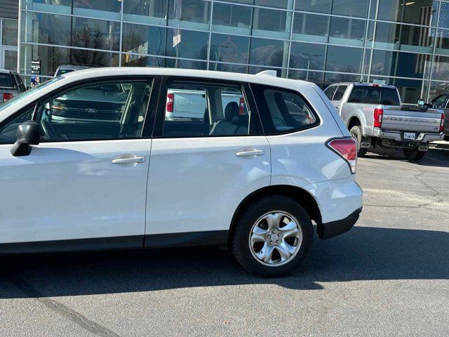 2017 Subaru Forester Base