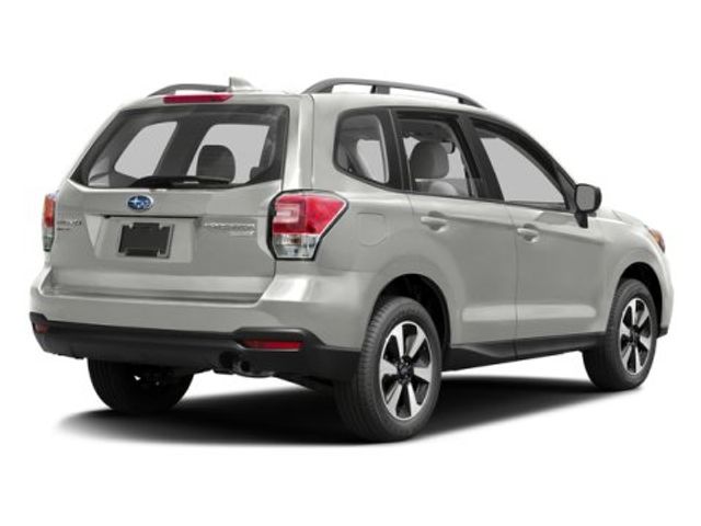 2017 Subaru Forester Base