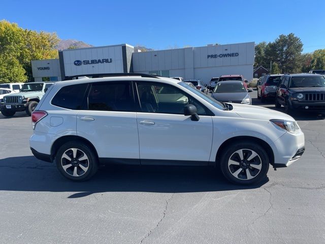 2017 Subaru Forester Base