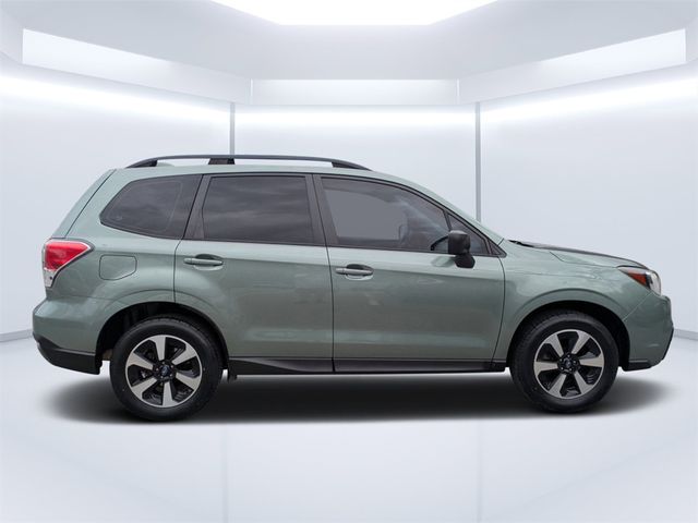 2017 Subaru Forester Base