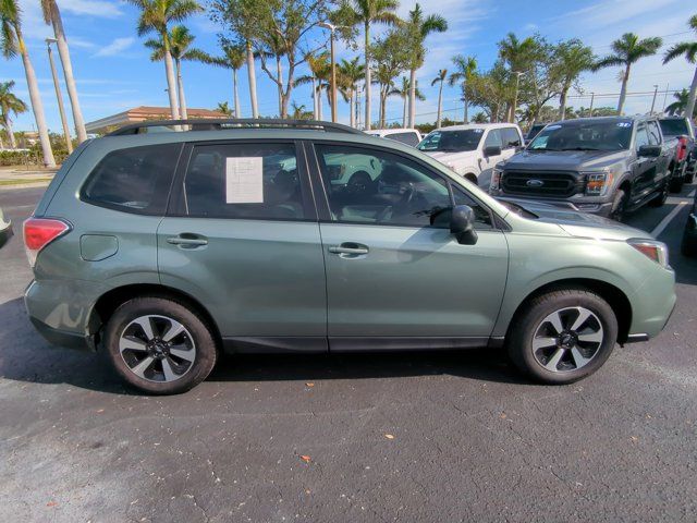 2017 Subaru Forester Base