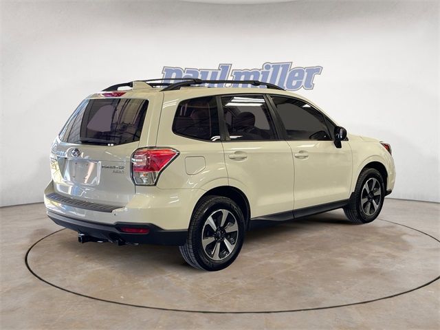 2017 Subaru Forester Base