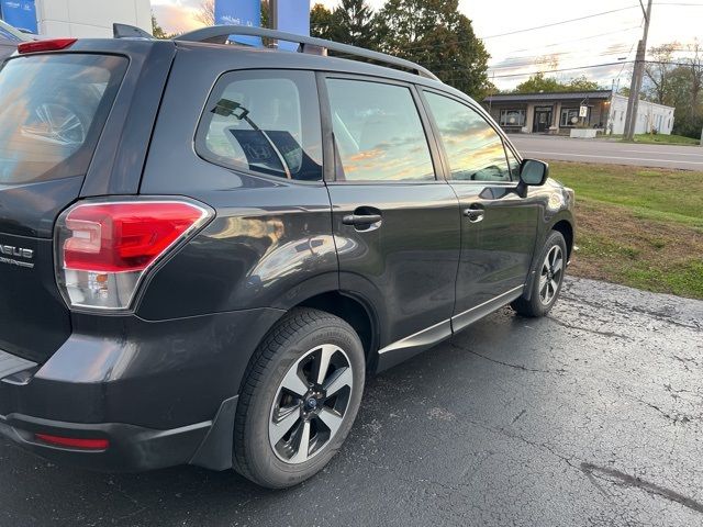 2017 Subaru Forester Base