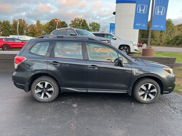 2017 Subaru Forester Base