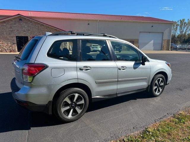 2017 Subaru Forester Base