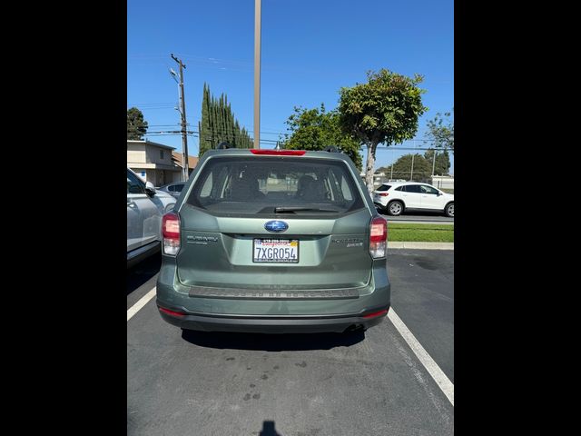 2017 Subaru Forester Base