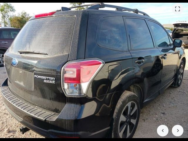 2017 Subaru Forester Base