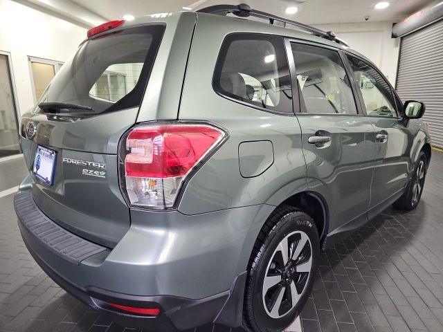 2017 Subaru Forester Base