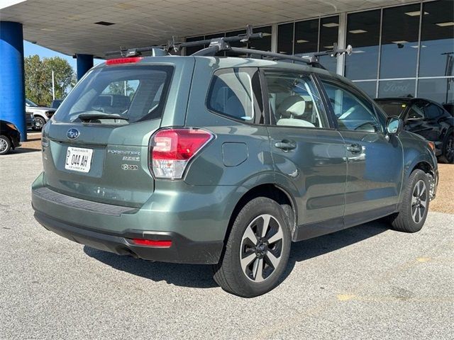 2017 Subaru Forester Base