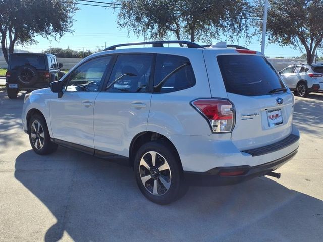 2017 Subaru Forester Base