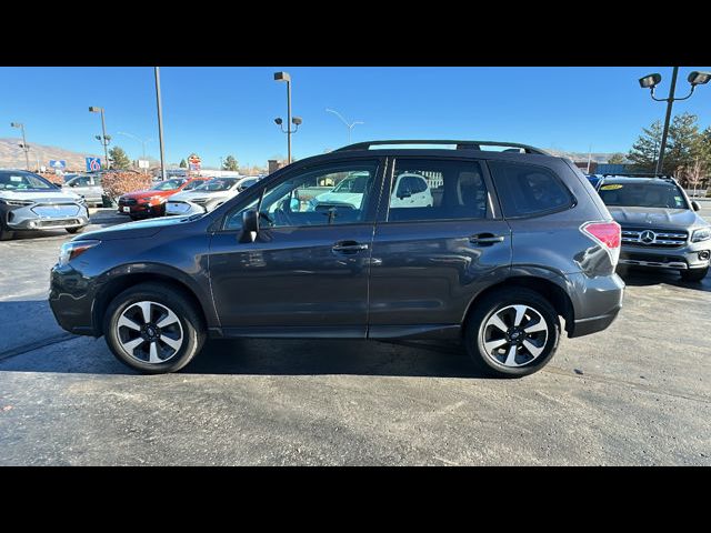 2017 Subaru Forester Base