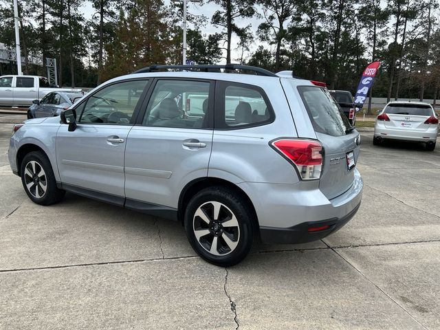 2017 Subaru Forester Base