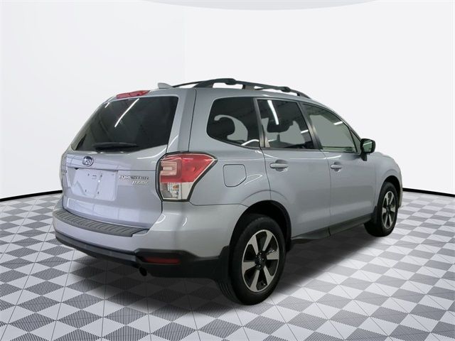 2017 Subaru Forester Base