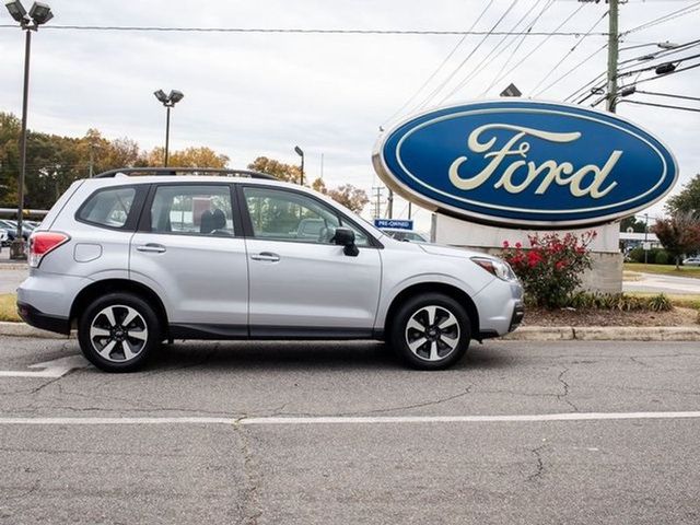 2017 Subaru Forester Base