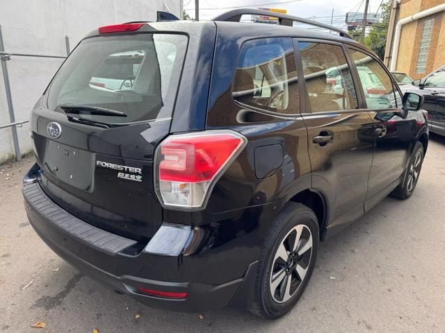 2017 Subaru Forester Base