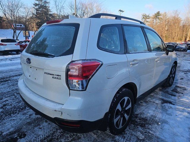 2017 Subaru Forester Base