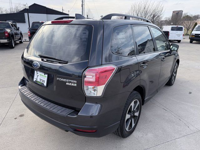 2017 Subaru Forester Base