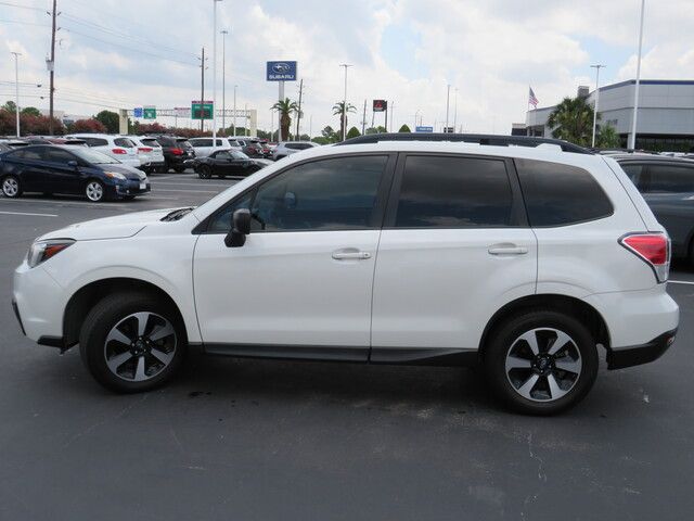 2017 Subaru Forester Base